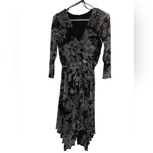 Elegant Dark Blue and Cream Floral Long Sleeve Dress